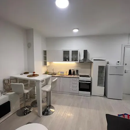 Center Lux Iv Belgrade