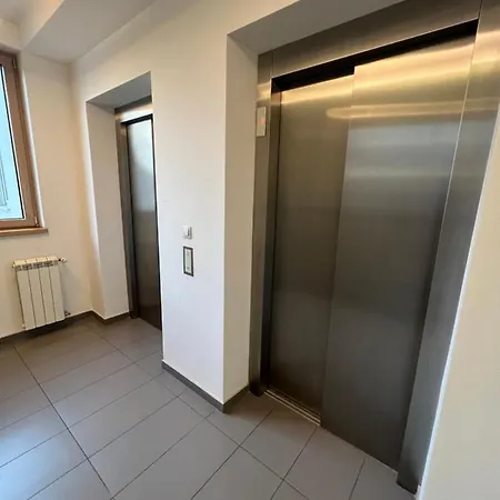 Center Lux Iv Belgrade